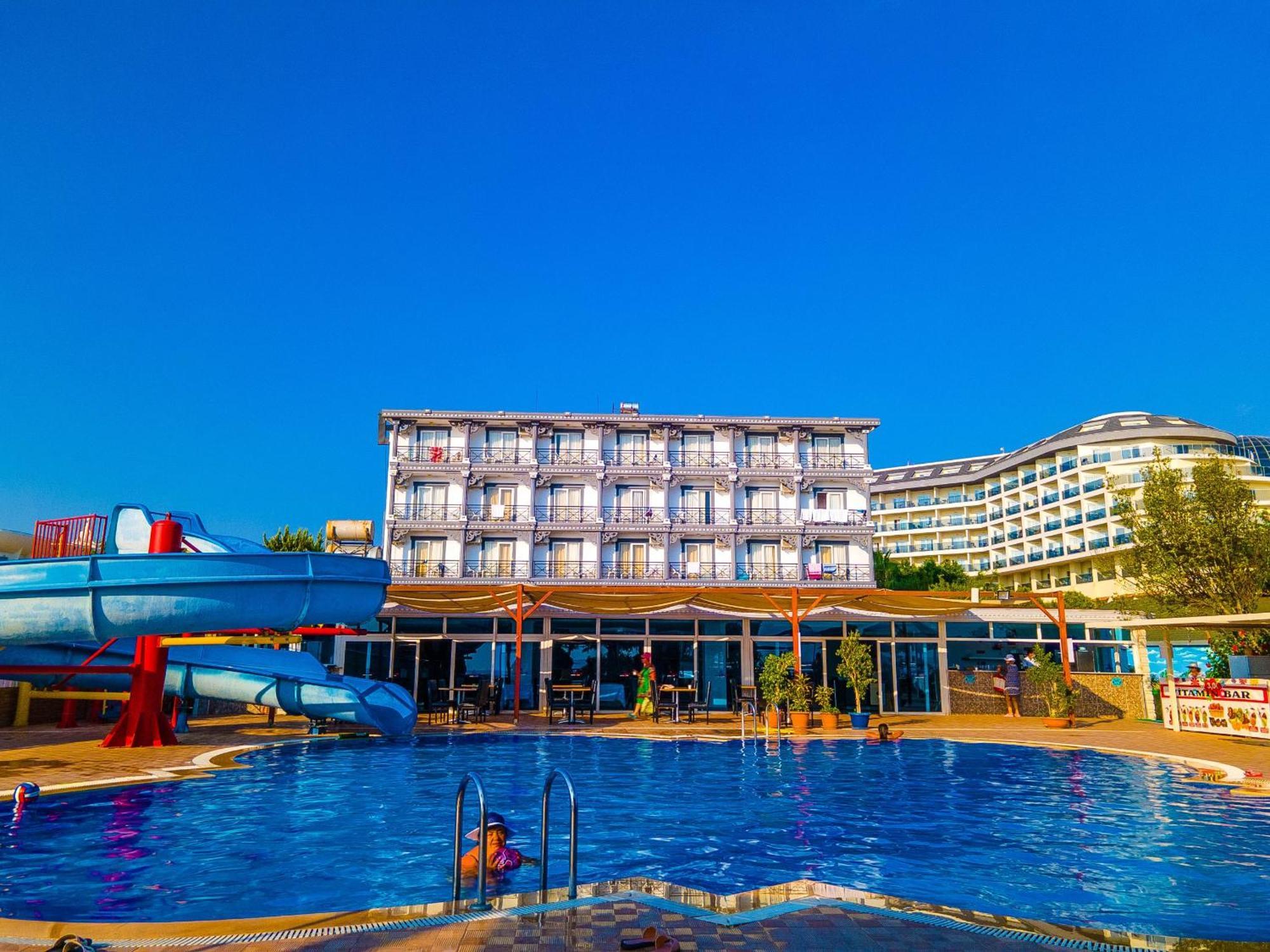 Elysium Elite Hotel & Spa คิซิลอท ภายนอก รูปภาพ